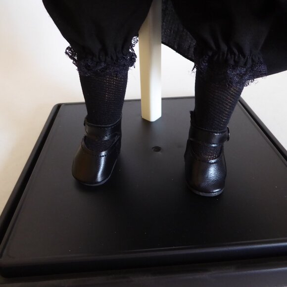 OOAK 17” CONJURING NUN VALAK HORROR DEMON DEPARTED EVIL DOLL HORROR ODDITY - Picture 10 of 13